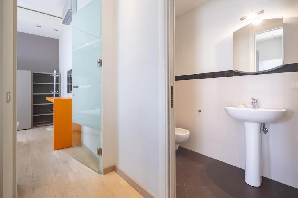 Small & Charming 1-br * Florencia